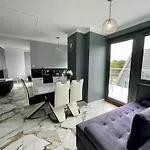 Apartamenty-baltivia شقة
